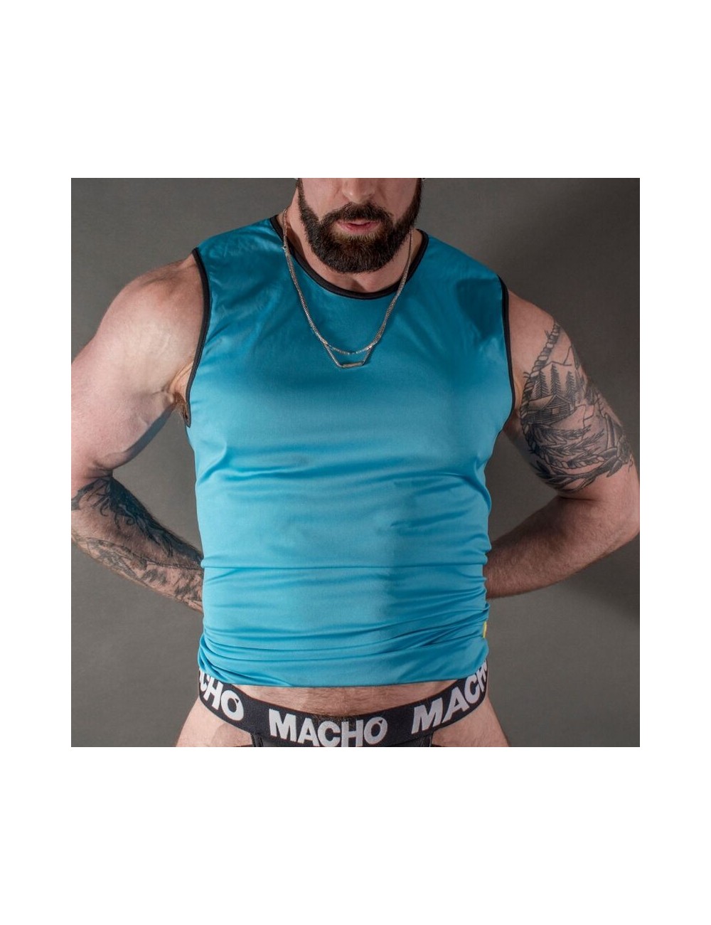 MÄNNLICHES BLAUES T-SHIRT S/M